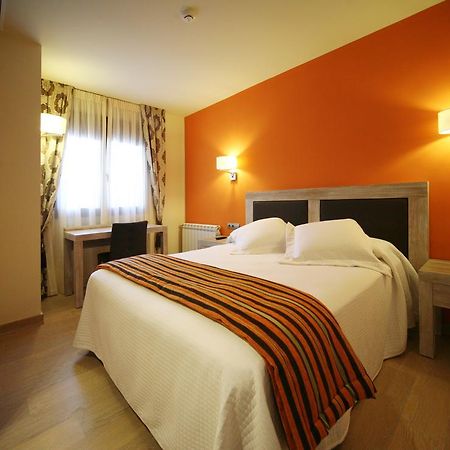 Casa Santos Hotel Albalate de Cinca ภายนอก รูปภาพ