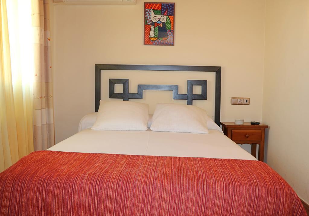 Casa Santos Hotel Albalate de Cinca ภายนอก รูปภาพ