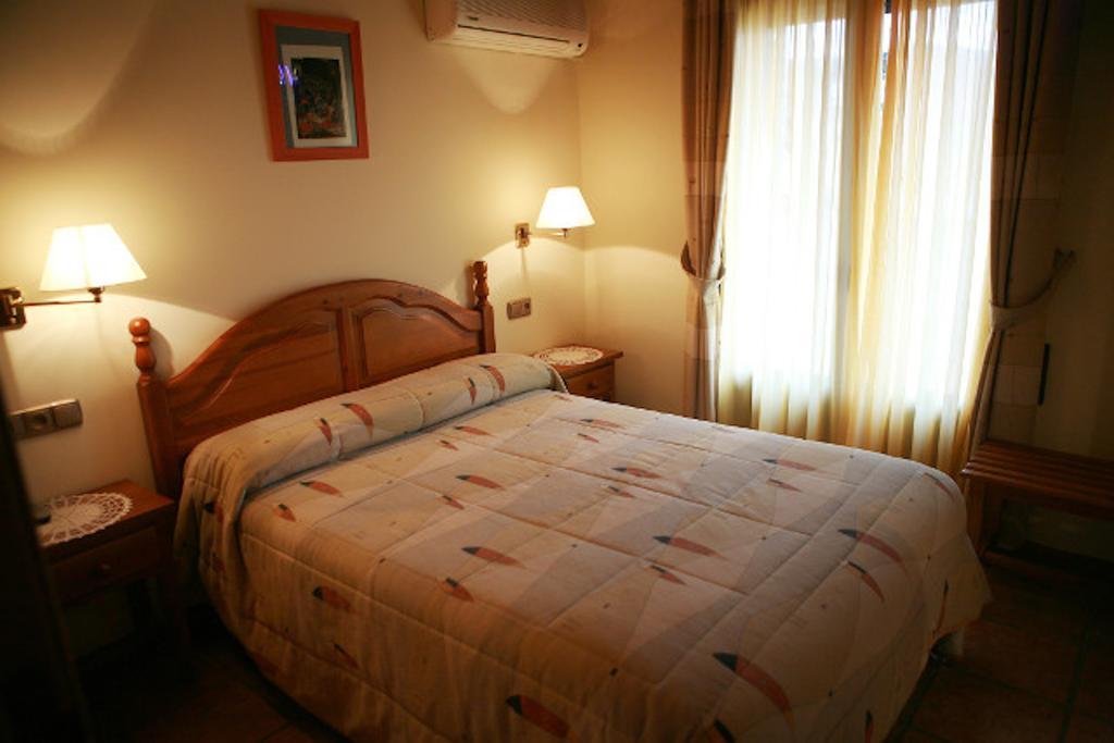 Casa Santos Hotel Albalate de Cinca ภายนอก รูปภาพ