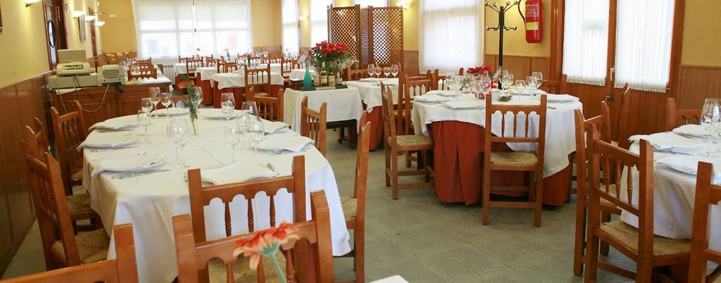 Casa Santos Hotel Albalate de Cinca ภายนอก รูปภาพ